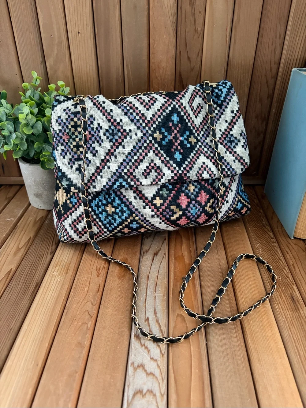 Boho Tapestry Crossbody and Convertible Shoulder Purse in Woven Geometric Print - Picture 2 of 10